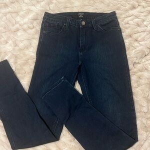 EUC Just Black Super Skinny Jeans Size 27